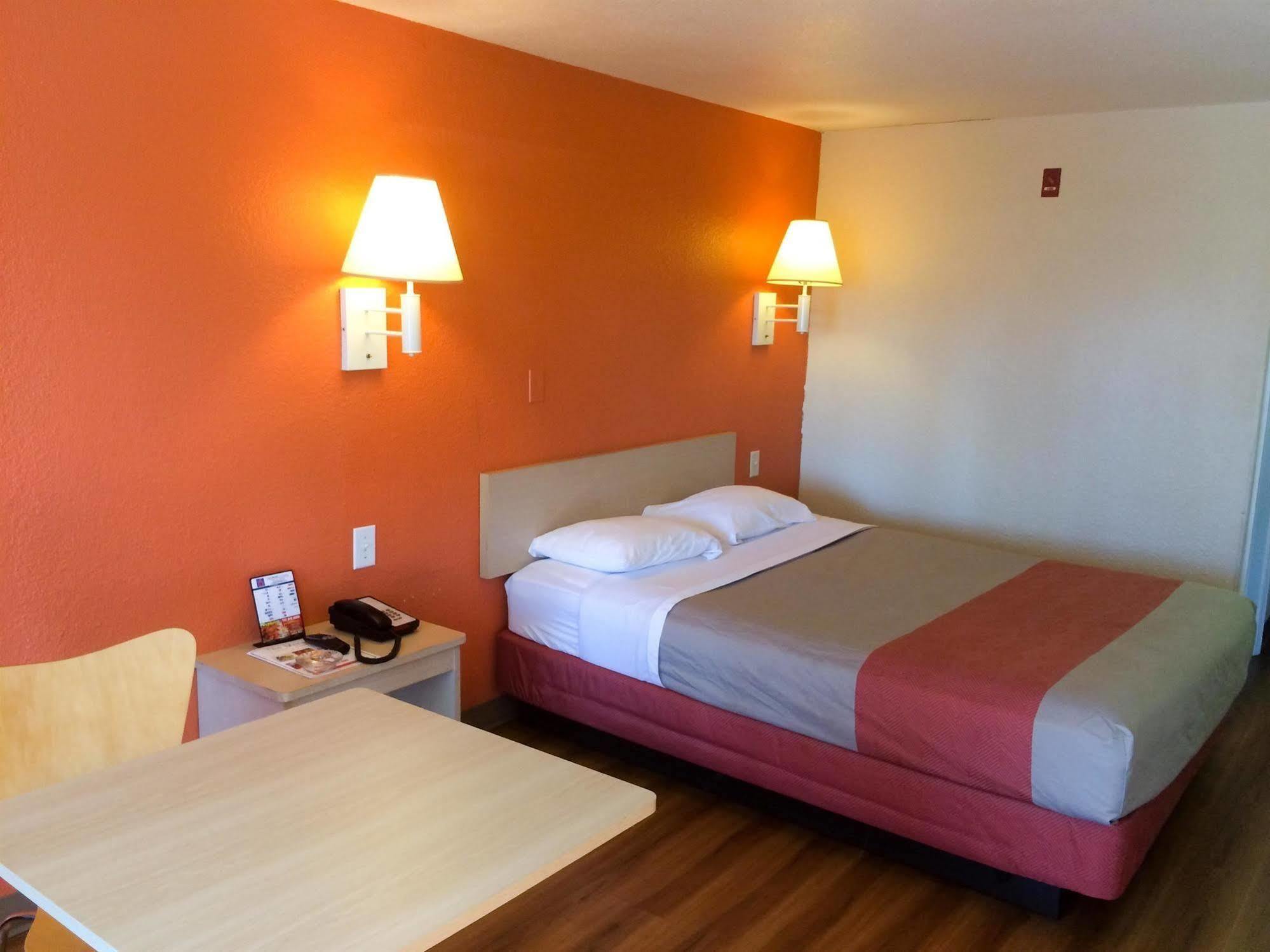 Motel 6-Newport News, Va Dış mekan fotoğraf