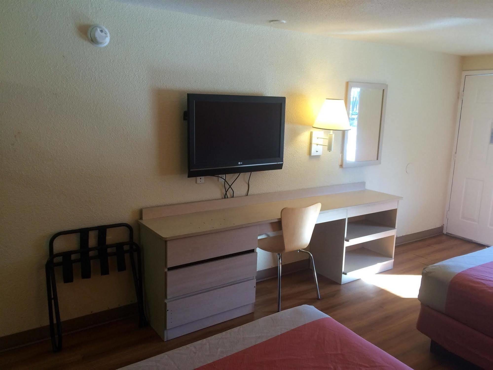 Motel 6-Newport News, Va Dış mekan fotoğraf