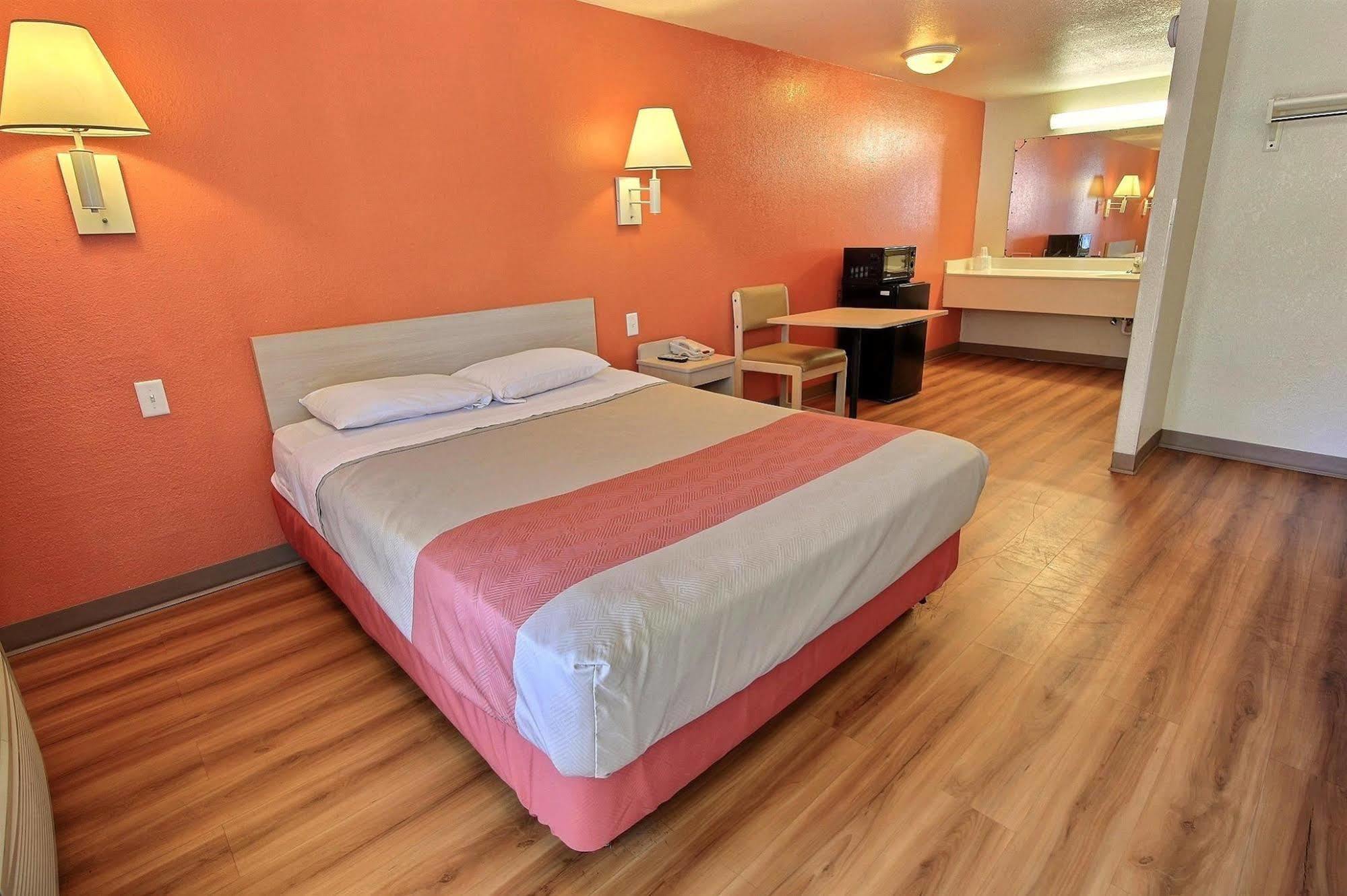 Motel 6-Newport News, Va Dış mekan fotoğraf