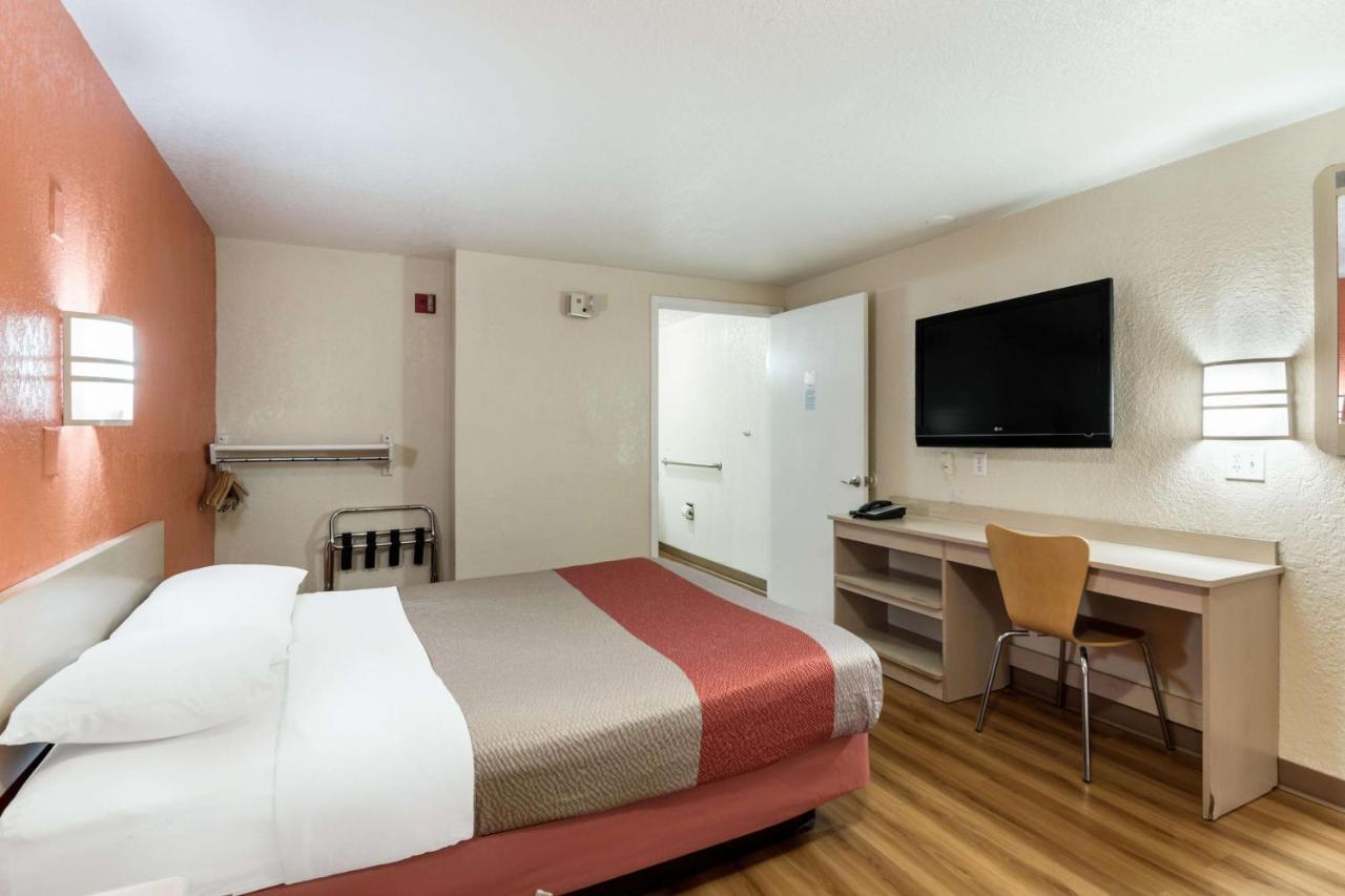 Motel 6-Newport News, Va Dış mekan fotoğraf